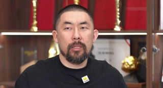 再给我看一次吧